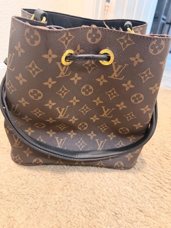 Louis Vuitton Monogram Canvas Brown & Gold Drawstring Bucket Bag - Picture 4 of 6